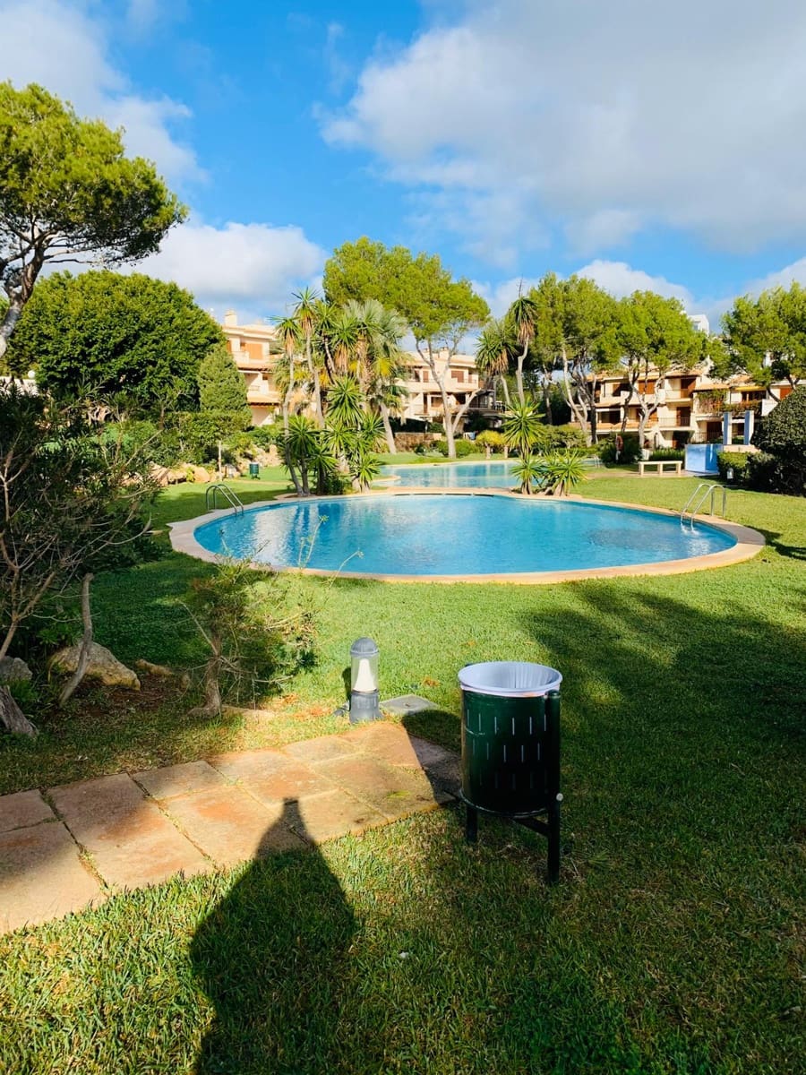 2 sovrum Strandlägenhet att hyra i Portocolom med pool garage - 1 100 € (Ref: 9427589)