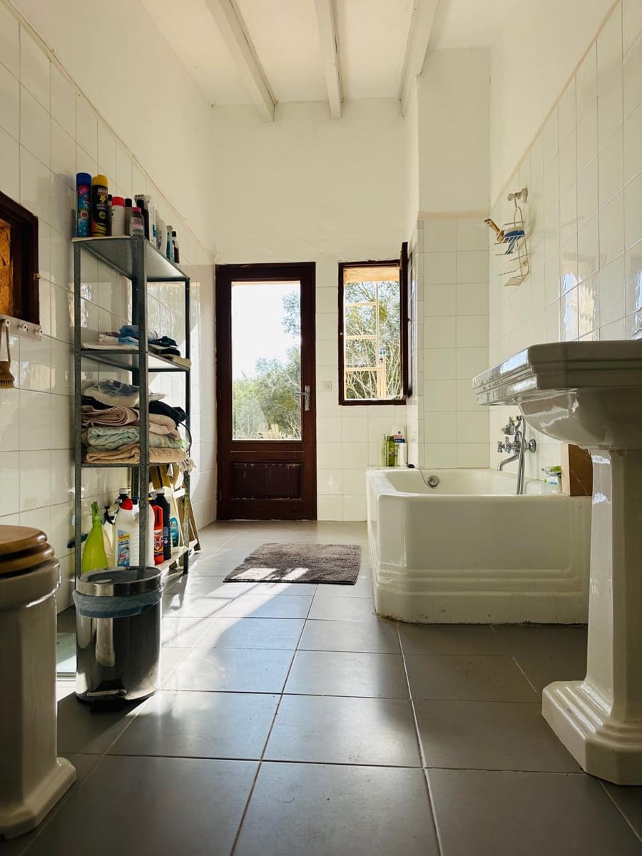 2 bedroom Finca/Country House for sale in Son Negre - € 409,000 (Ref: 9437629)