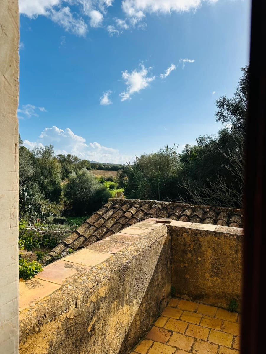 2 bedroom Finca/Country House for sale in Son Negre - € 409,000 (Ref: 9437629)