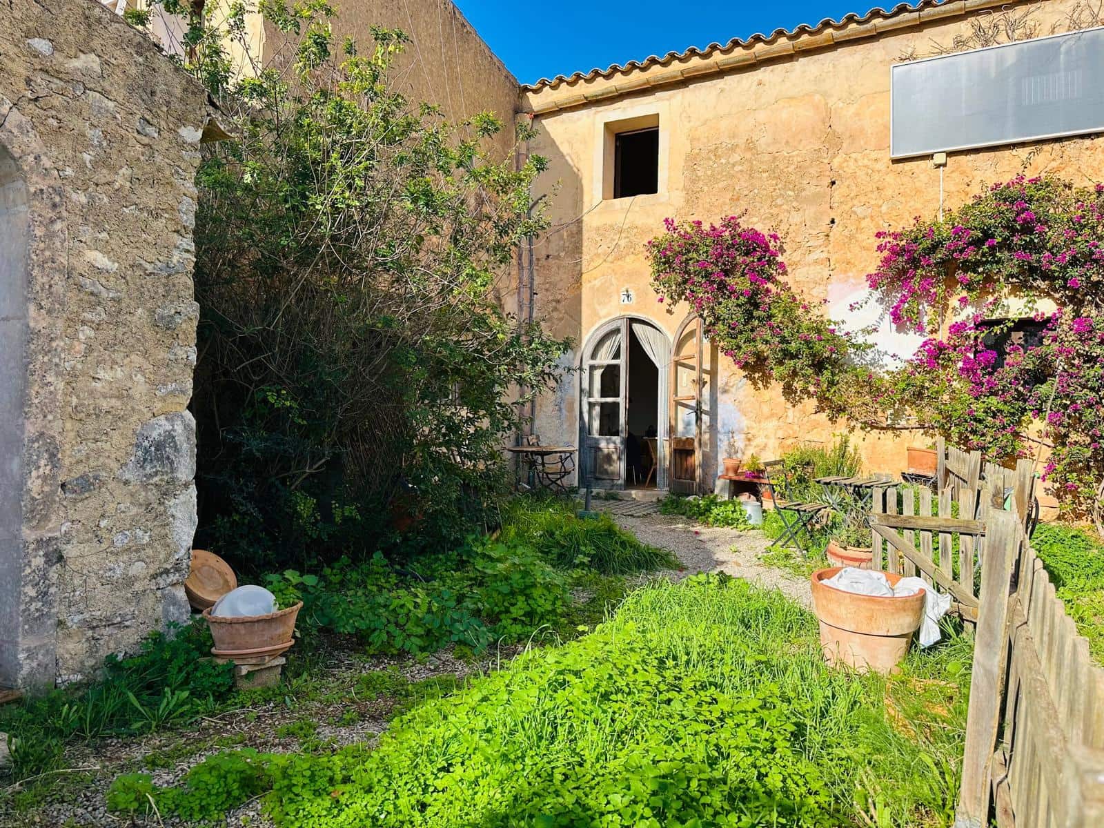 2 bedroom Finca/Country House for sale in Son Negre - € 409,000 (Ref: 9437629)