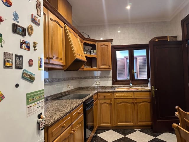 3 soverom Leilighet til leie i Felanitx - € 1 300 (Ref: 9447164)