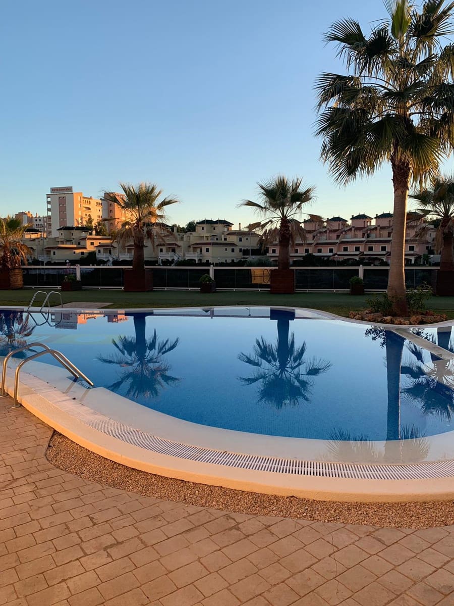 2 sovrum Strandlägenhet till salu i Cala Antena med pool garage - 395 000 € (Ref: 9495489)