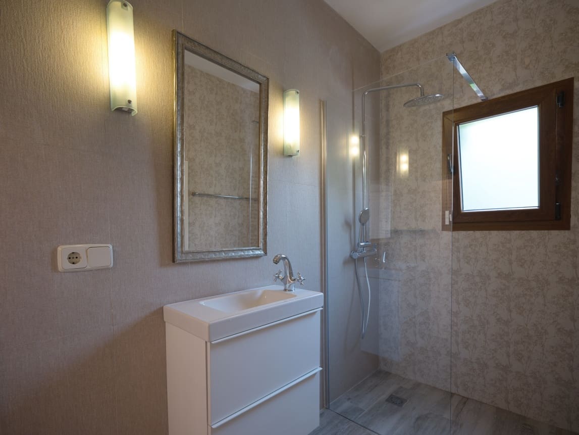 4 makuuhuone Omakotitalo myytävänä paikassa Felanitx mukana uima-altaan - 660 000 € (Ref: 9575022)