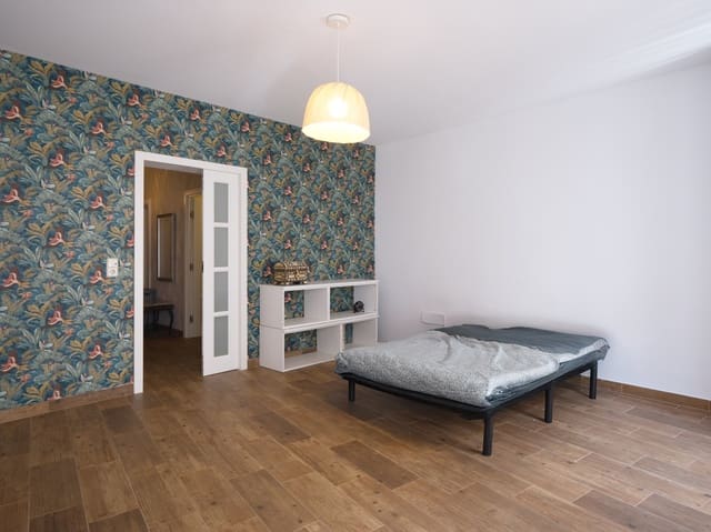 4 makuuhuone Omakotitalo myytävänä paikassa Felanitx mukana uima-altaan - 660 000 € (Ref: 9575022)