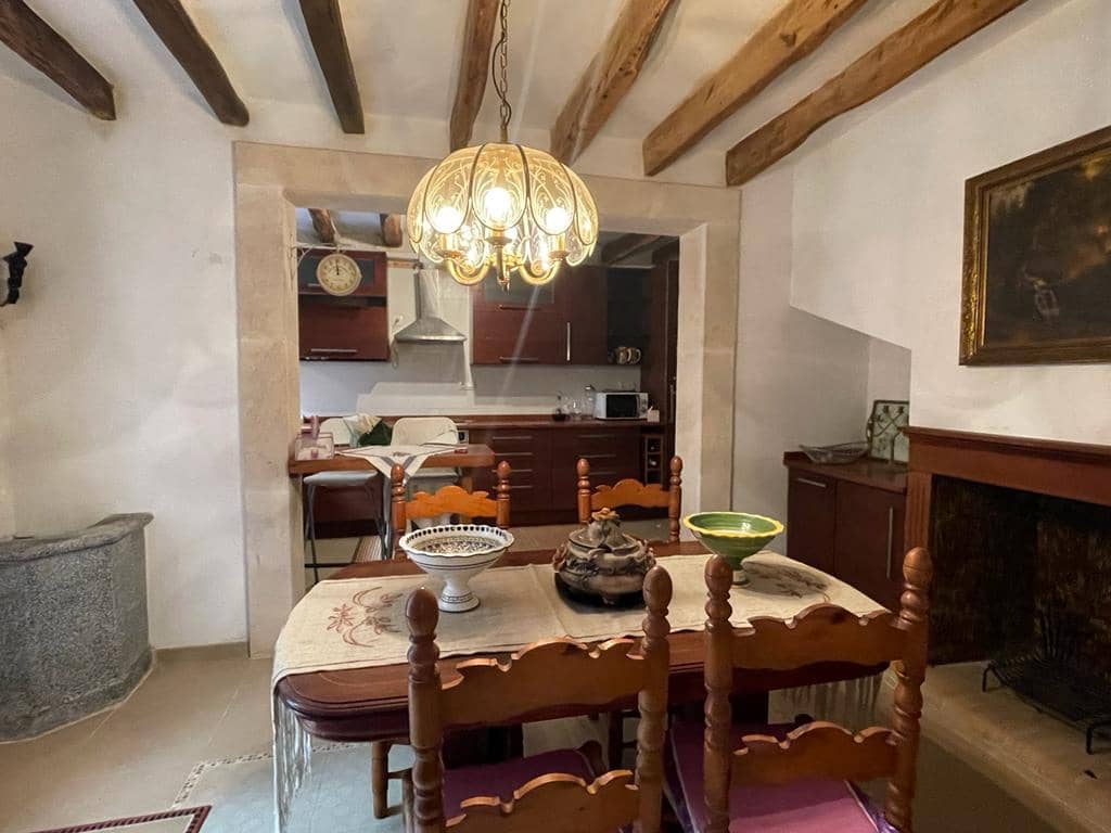 5 Zimmer Haus zu vermieten in Felanitx mit Garage - 2.000 € (Ref: 9579994)