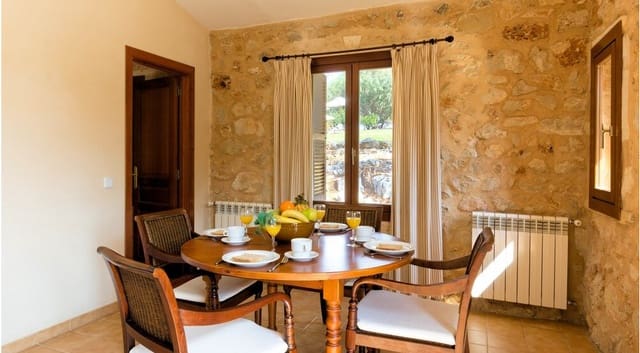 2 bedroom Apartment for rent in Porto Cristo Novo, Manacor with pool garage - € 1,800 (Ref: 9699318)