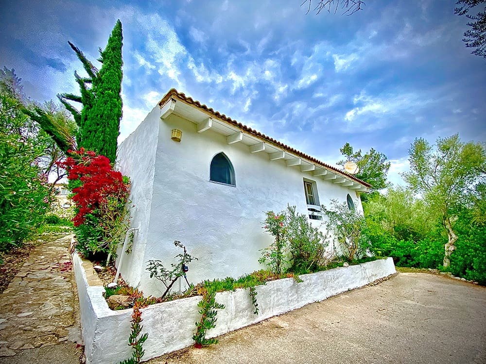 14 bedroom Finca/Country House for sale in Petra with pool garage - € 6,600,000 (Ref: 9713389)