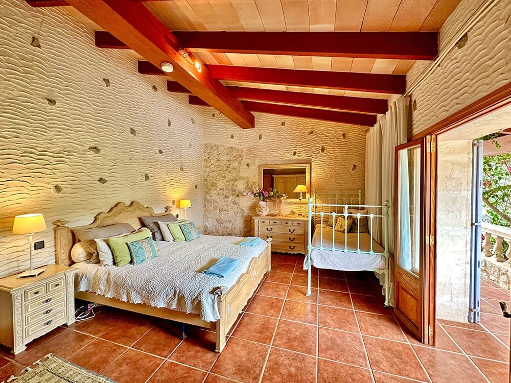 14 bedroom Finca/Country House for sale in Petra with pool garage - € 6,600,000 (Ref: 9713389)