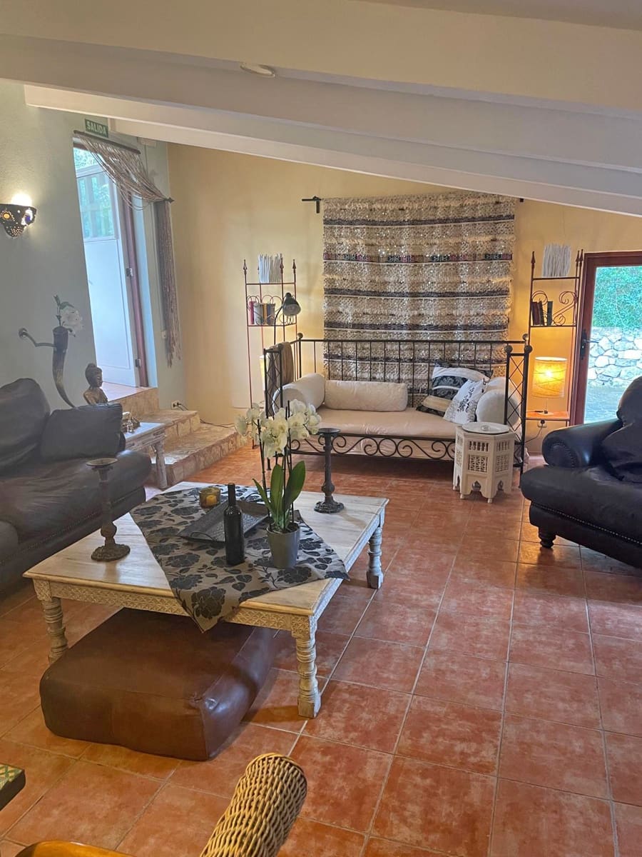 14 bedroom Finca/Country House for sale in Petra with pool garage - € 6,600,000 (Ref: 9713389)