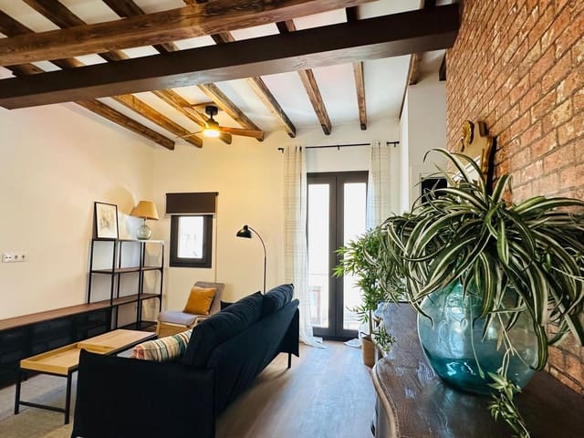 1 soveværelse Lejlighed til leje i Felanitx - € 900 (Ref: 9770873)