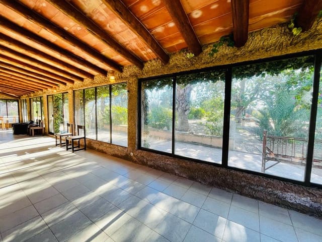 7 sypialnia Finka/Dom wiejski na sprzedaż w Santanyí z basenem garażem - 1 250 000 € (Ref: 9797673)