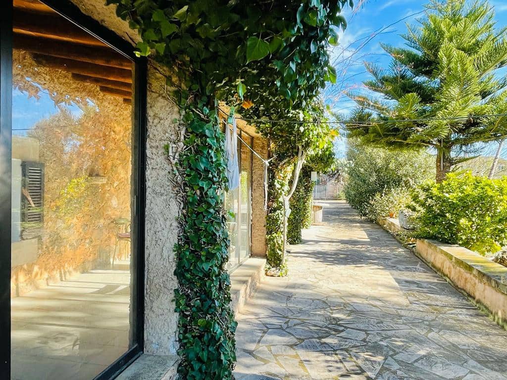 7 sypialnia Finka/Dom wiejski na sprzedaż w Santanyi z basenem garażem - 1 250 000 € (Ref: 9797673)