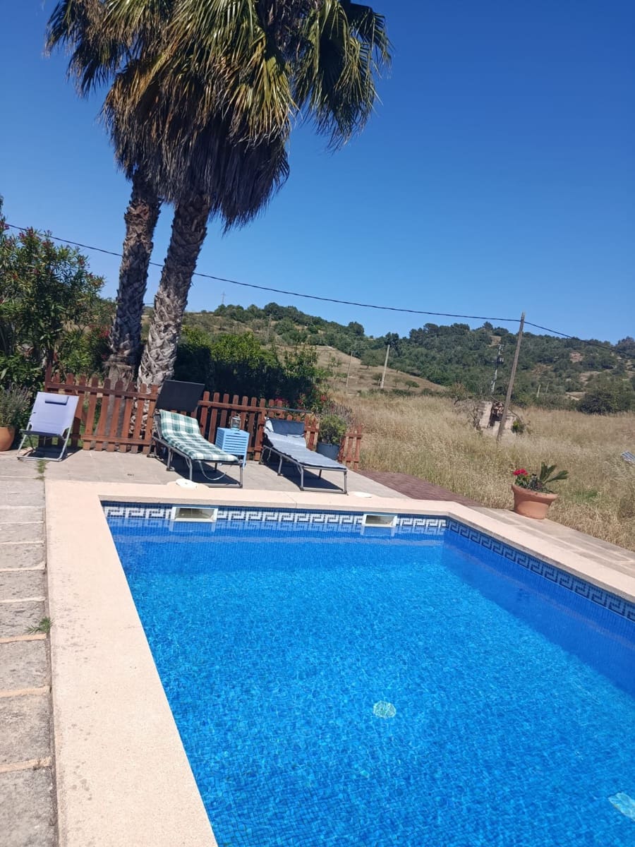 1 slaapkamer Appartement te huur in Son Macia met zwembad garage - € 800 (Ref: 9799962)