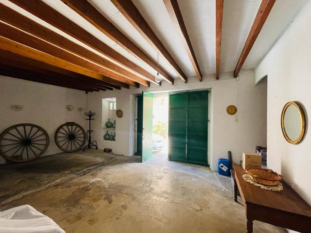 3 bedroom Townhouse for rent in Petra - € 2,000 (Ref: 9867286)