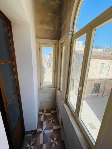3 bedroom Townhouse for rent in Petra - € 2,000 (Ref: 9867286)
