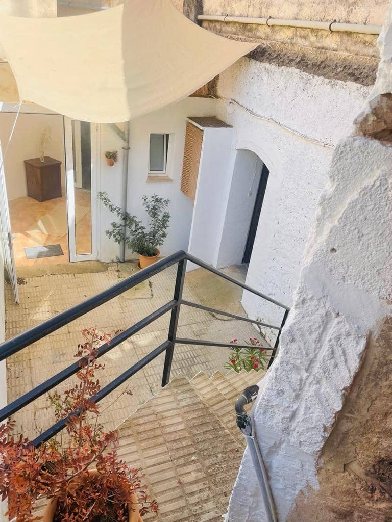 3 bedroom Townhouse for rent in Petra - € 2,000 (Ref: 9867286)