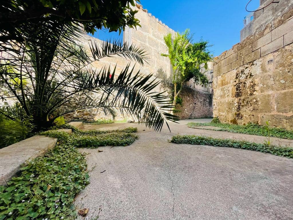 3 bedroom Townhouse for rent in Petra - € 2,000 (Ref: 9867286)