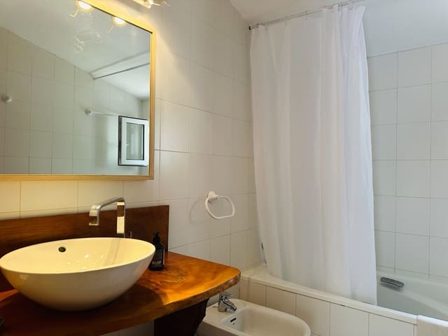 Appartement de Plage de 2 chambres à louer à Portocolom, Felanitx - 2 000 € (Ref: 9892657)