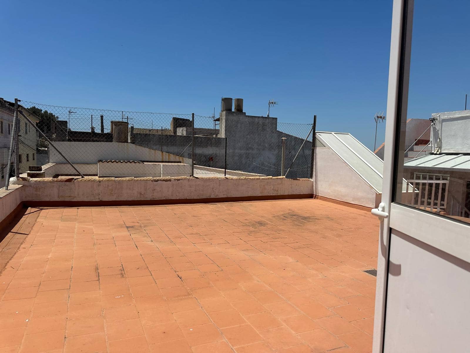 3 bedroom Apartment for rent in Felanitx - € 1,200 (Ref: 9916260)