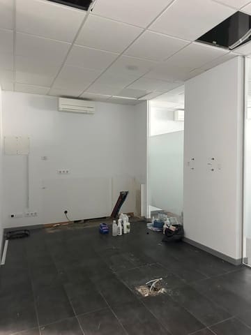 2 Zimmer Ladenlokal zu vermieten in Felanitx - 2.000 € (Ref: 9974244)