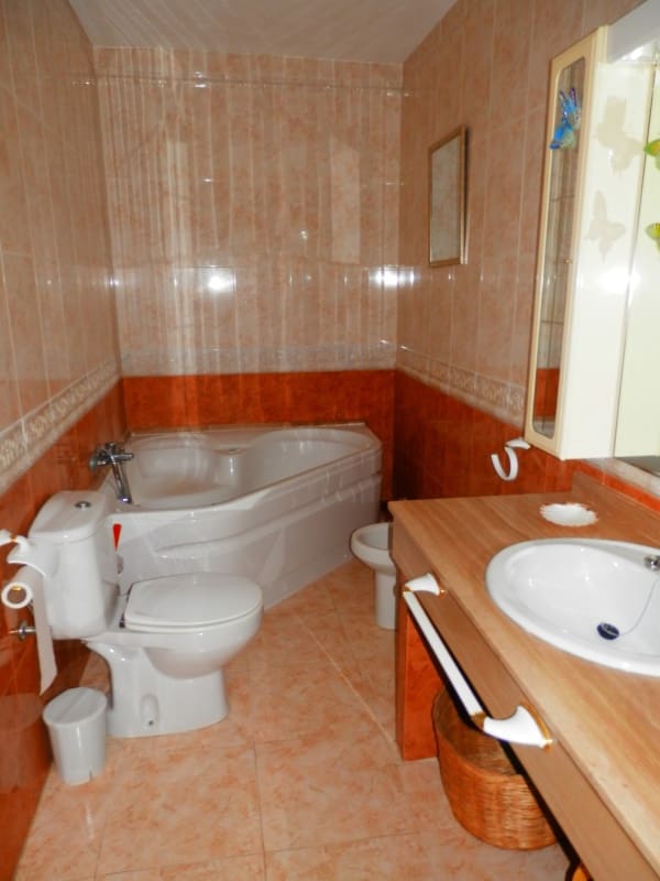 3 quarto Apartamento de Praia para arrendar em Portocolom com piscina garagem - 1 500 € (Ref: 9977535)
