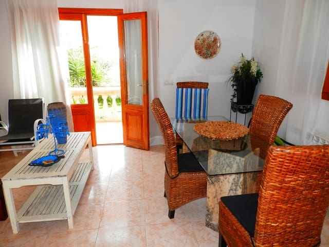 3 soveværelse Strandlejlighed til leje i Portocolom, Felanitx med swimmingpool garage - € 1.500 (Ref: 9977535)