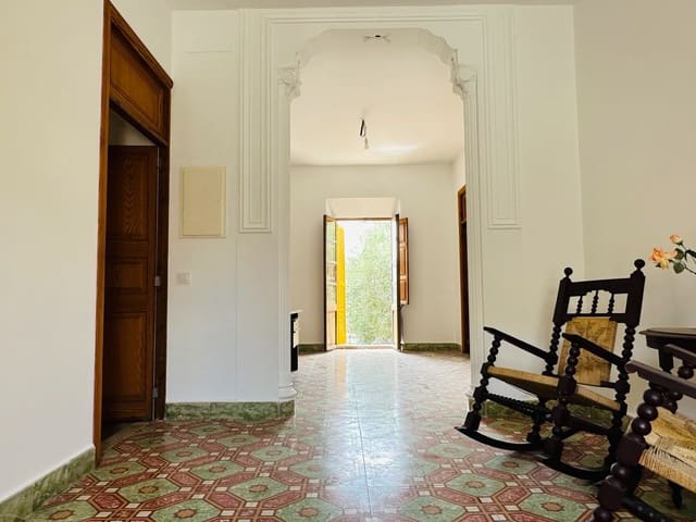 7 soveværelse Byhus til salg i Sant Llorenç des Cardassar - € 710.000 (Ref: 9981358)