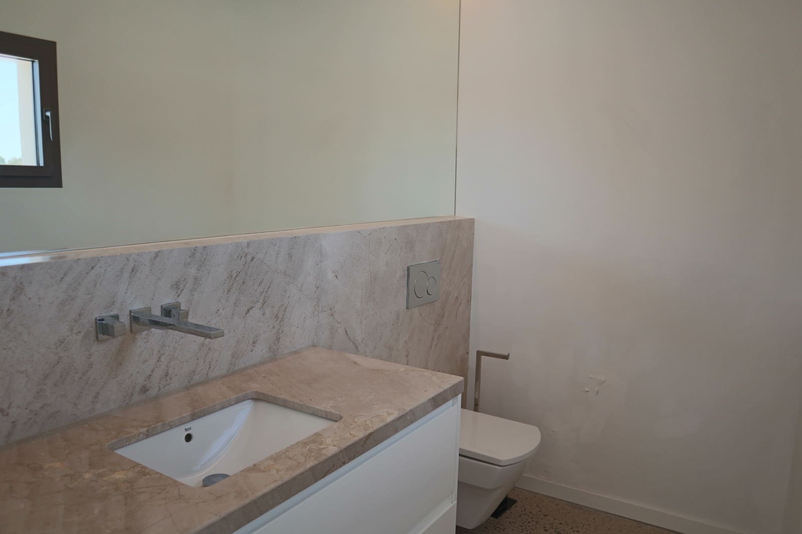 4 soverom Finca/Herregård til leie i Petra med svømmebasseng garasje - € 3 000 (Ref: 9994481)