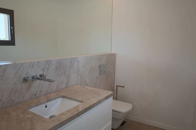 4 soverom Finca/Herregård til leie i Petra med svømmebasseng garasje - € 3 000 (Ref: 9994481)