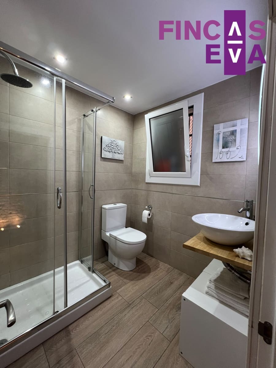 2 slaapkamer Flat te koop in Barcelona stad - € 394.000 (Ref: 10035923)