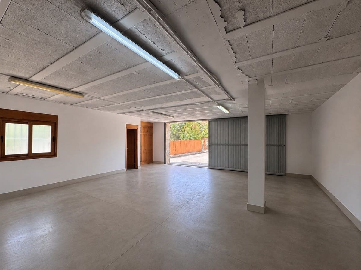 5 Zimmer Villa zu verkaufen in Manilva mit Garage - 895.000 € (Ref: 10043435)