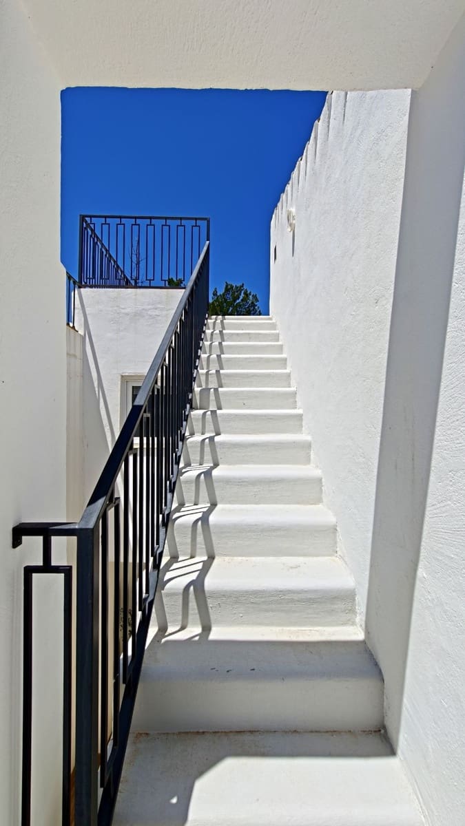 4 chambre Villa/Maison à vendre à Atalaya-Isdabe avec piscine garage - 749 000 € (Ref: 10043439)