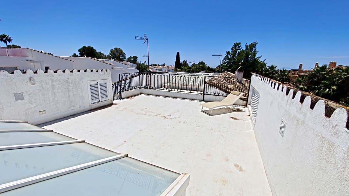4 chambre Villa/Maison à vendre à Atalaya-Isdabe avec piscine garage - 749 000 € (Ref: 10043439)