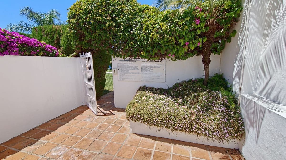 4 chambre Villa/Maison à vendre à Atalaya-Isdabe avec piscine garage - 749 000 € (Ref: 10043439)