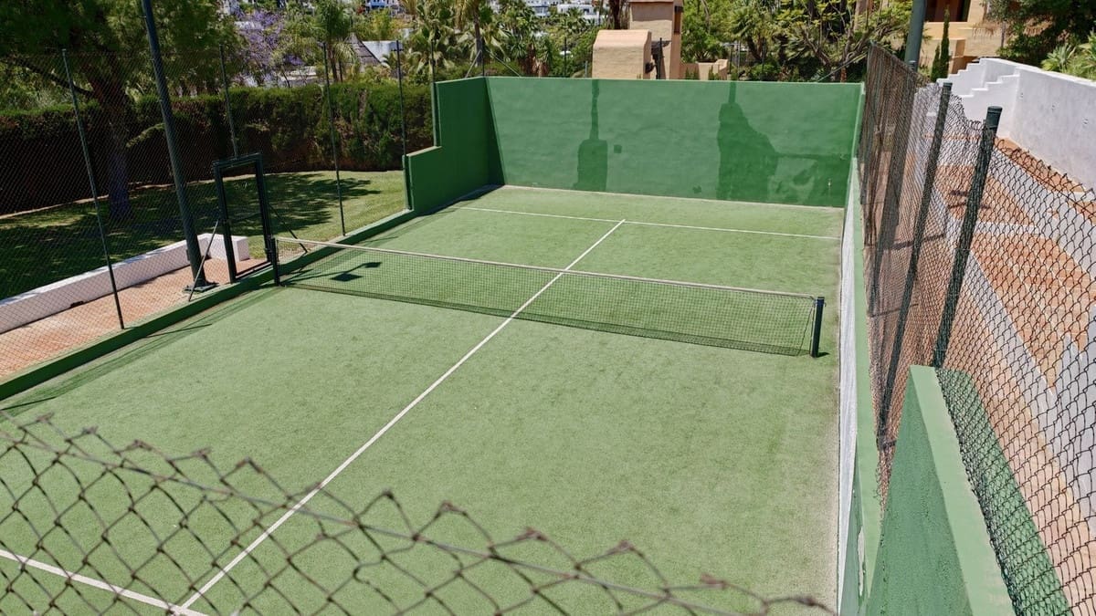 4 chambre Villa/Maison à vendre à Atalaya-Isdabe avec piscine garage - 749 000 € (Ref: 10043439)