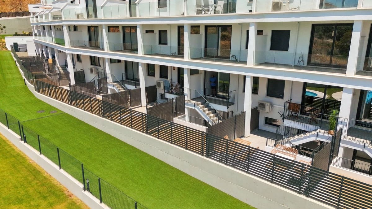 2 sovrum Lägenhet till salu i Fuengirola med garage - 350 000 € (Ref: 10043442)