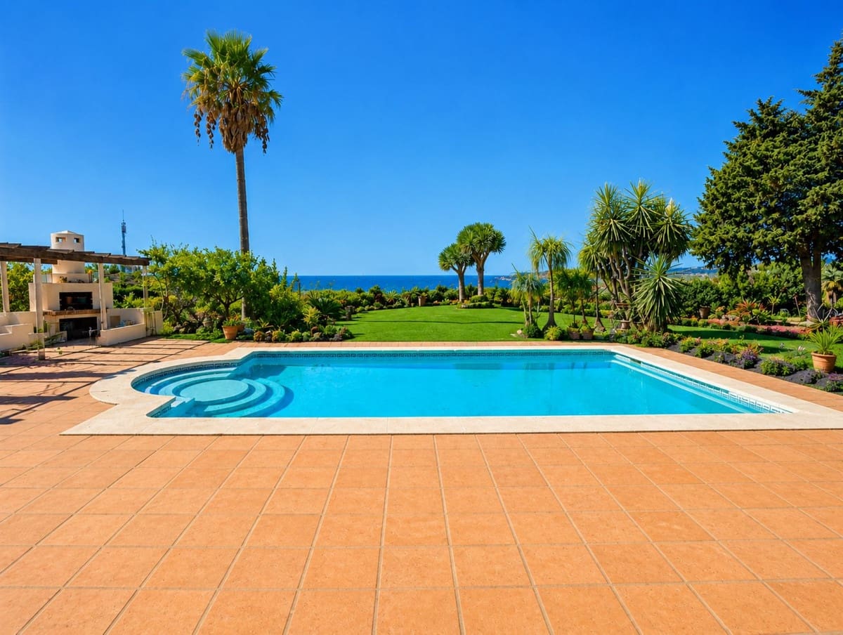 Willa na sprzedaż w Estepona - 1 740 000 € (Ref: 10043444)