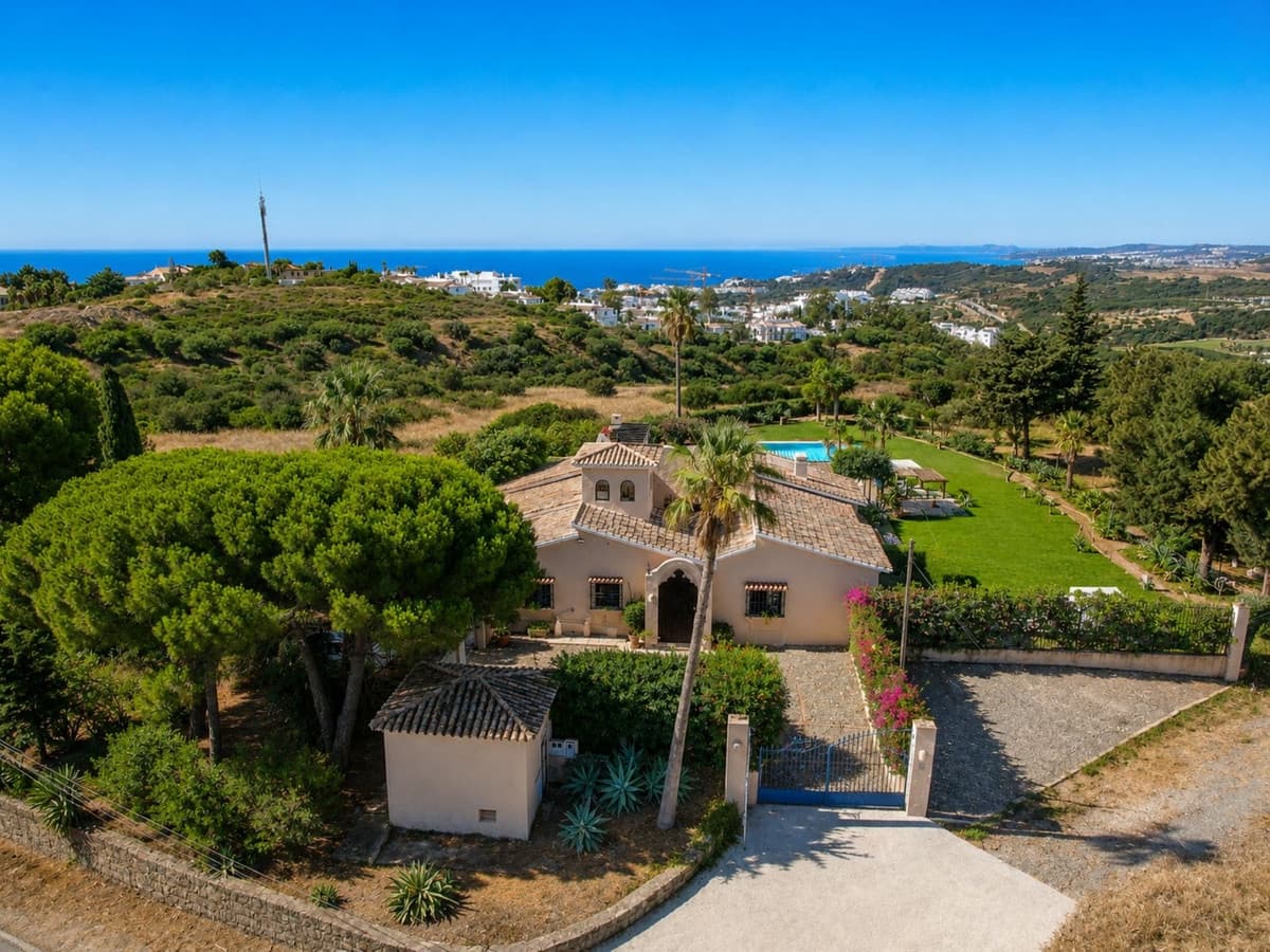 Willa na sprzedaż w Estepona - 1 740 000 € (Ref: 10043444)