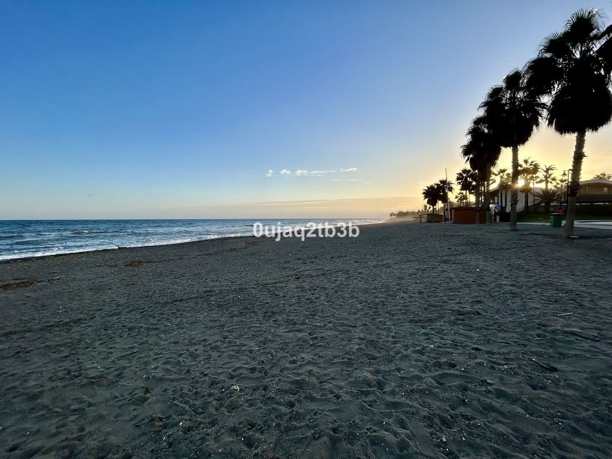 Piso de 1 habitación en New Golden Mile en venta - 235.000 € (Ref: 10043445)