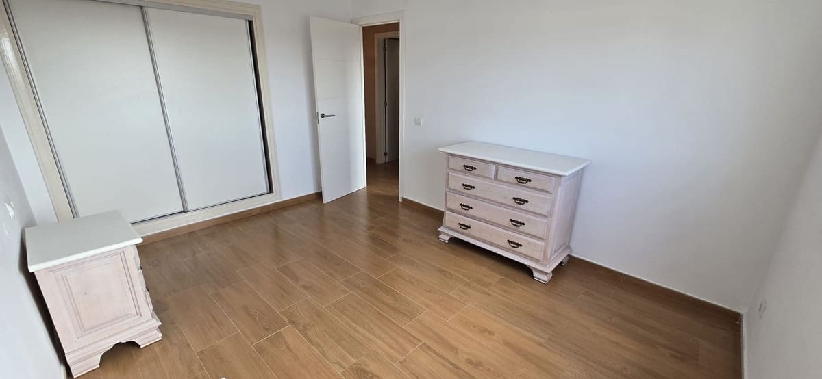 4 quarto Apartamento para venda em Marbella - 388 000 € (Ref: 10043549)