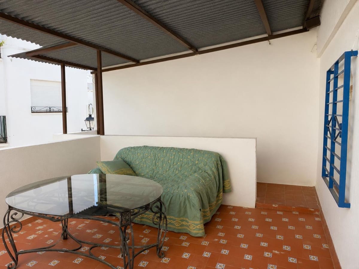 6 quarto Moradia para venda em Marbella com garagem - 550 000 € (Ref: 10043552)
