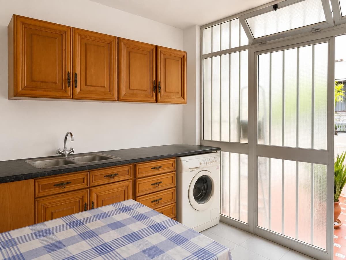 6 quarto Moradia para venda em Marbella com garagem - 550 000 € (Ref: 10043552)