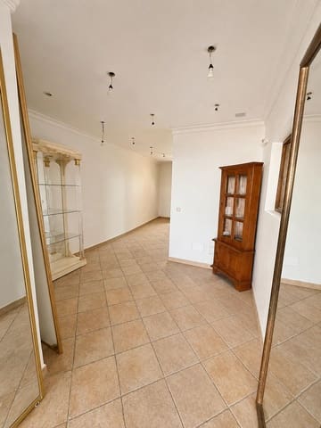 6 quarto Moradia para venda em Ricardo Soriano, Marbella com garagem - 550 000 € (Ref: 10043552)