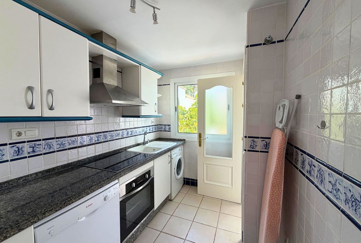 2 Zimmer Wohnung zu verkaufen in Marbella mit Garage - 425.000 € (Ref: 10043553)