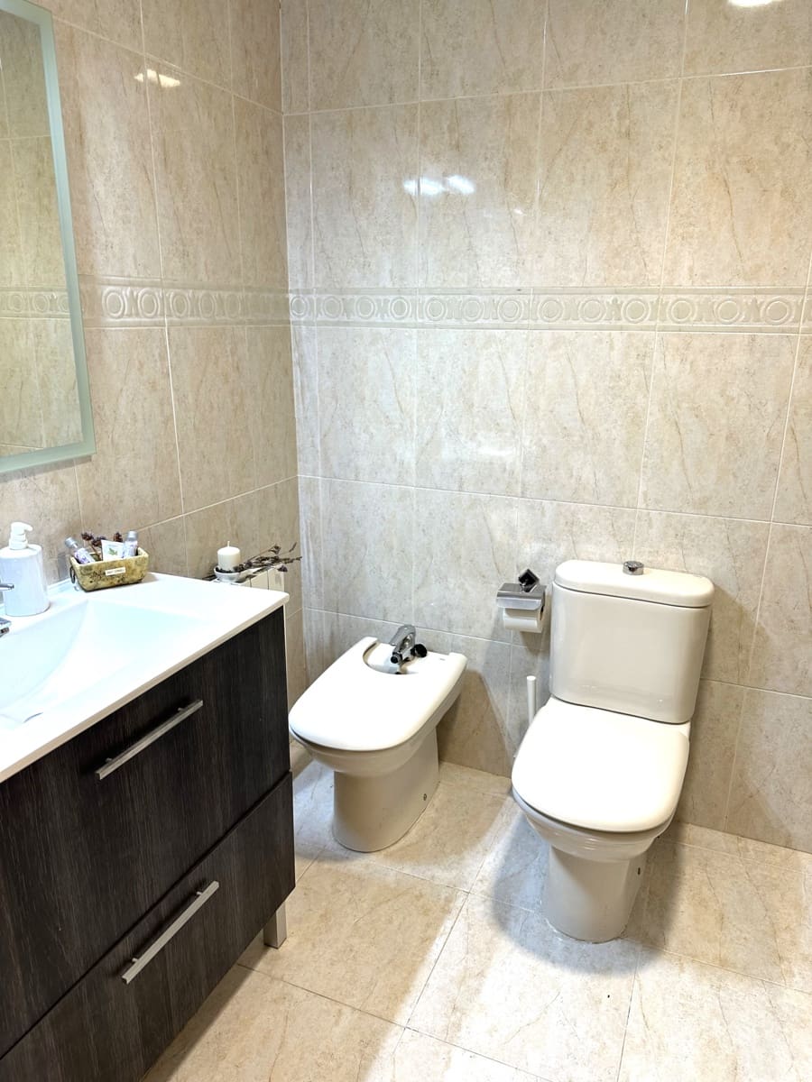 4 camera da letto Villa in vendita in Salomo con garage - 275.000 € (Rif: 10070183)