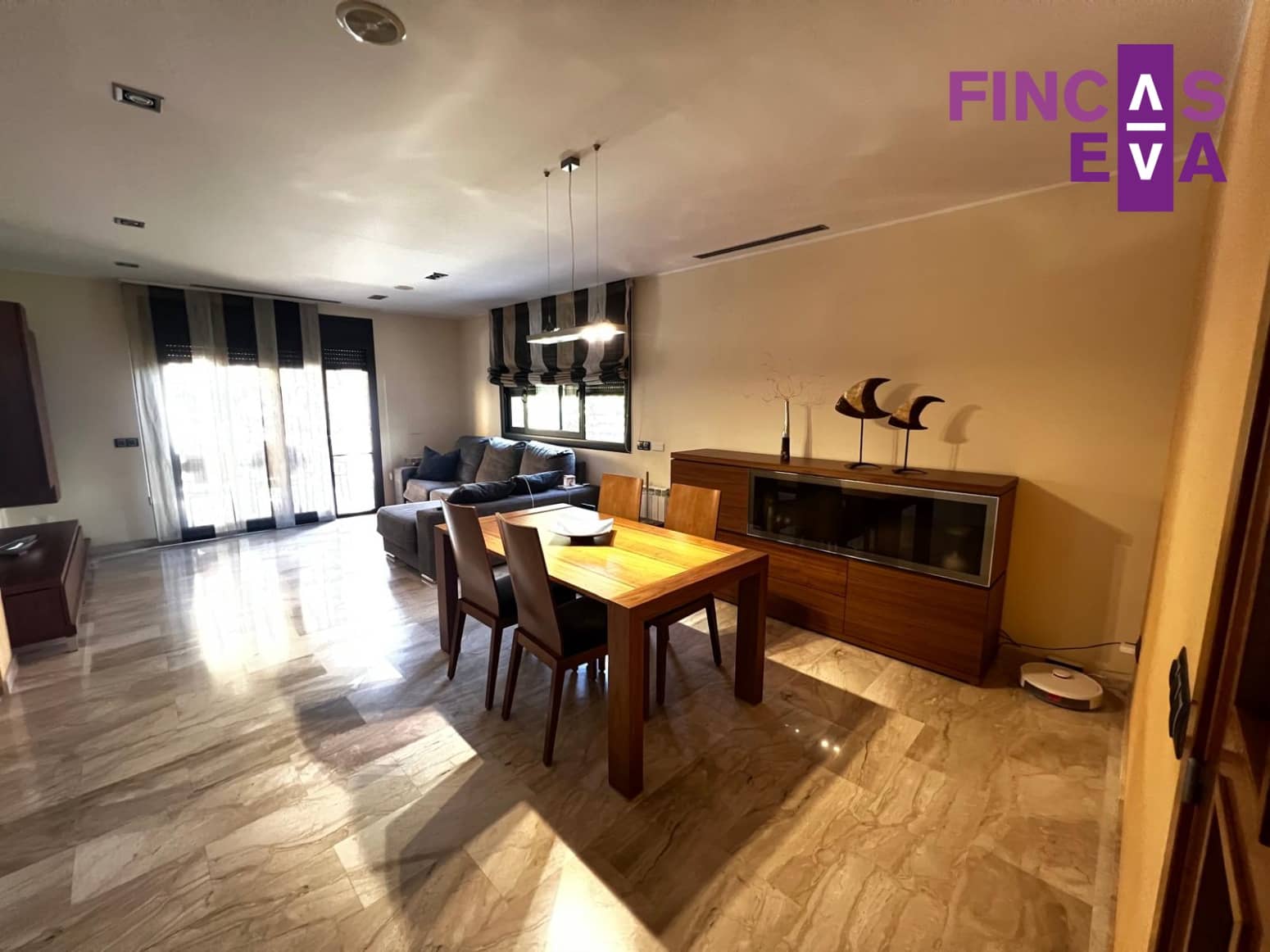 4 sypialnia Willa na sprzedaż w La Roca del Valles z garażem - 575 000 € (Ref: 10079104)