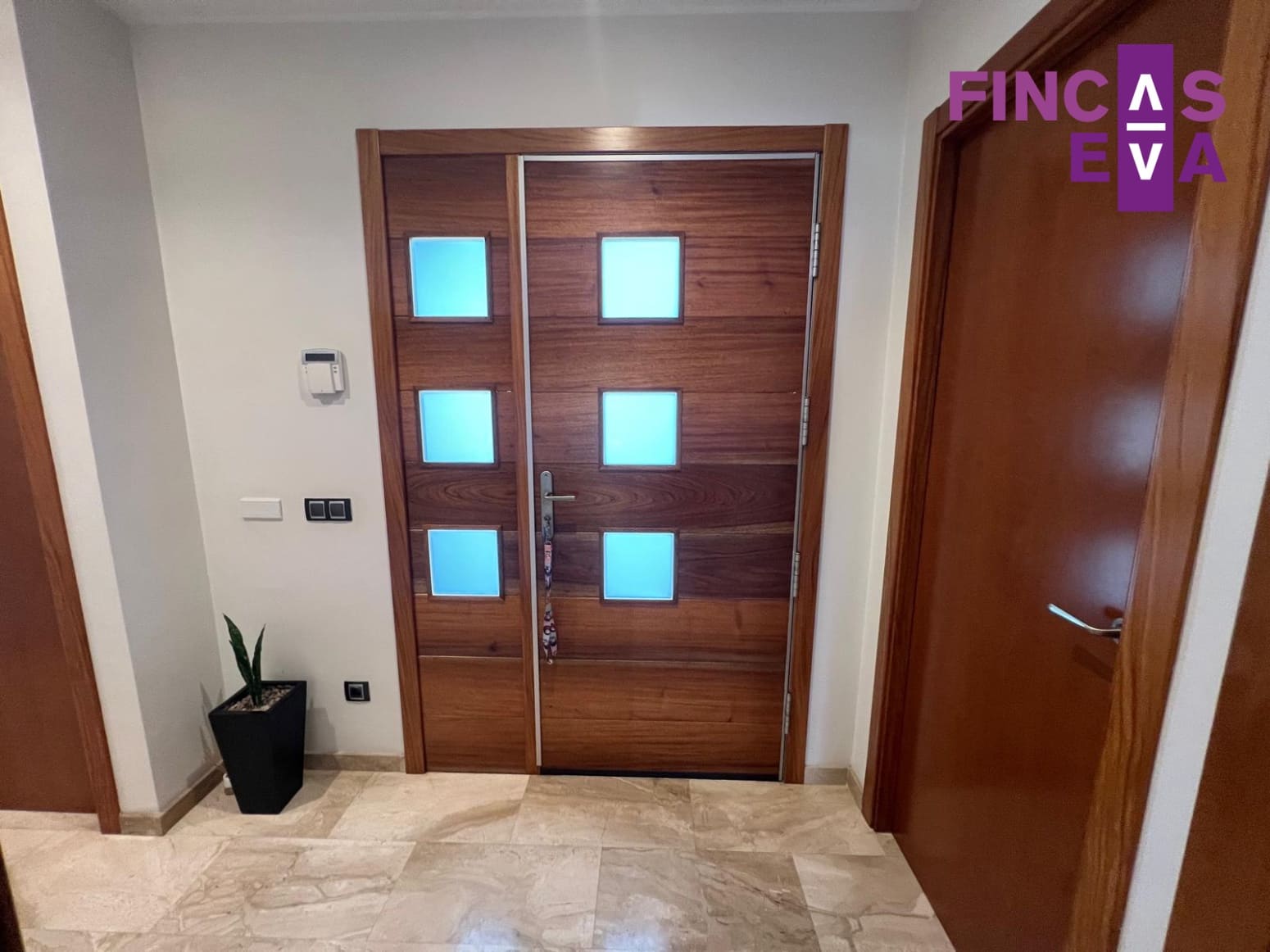 4 sypialnia Willa na sprzedaż w La Roca del Valles z garażem - 575 000 € (Ref: 10079104)