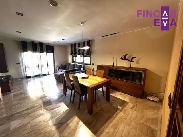 4 sypialnia Willa na sprzedaż w La Roca del Vallès z garażem - 575 000 € (Ref: 10079104)