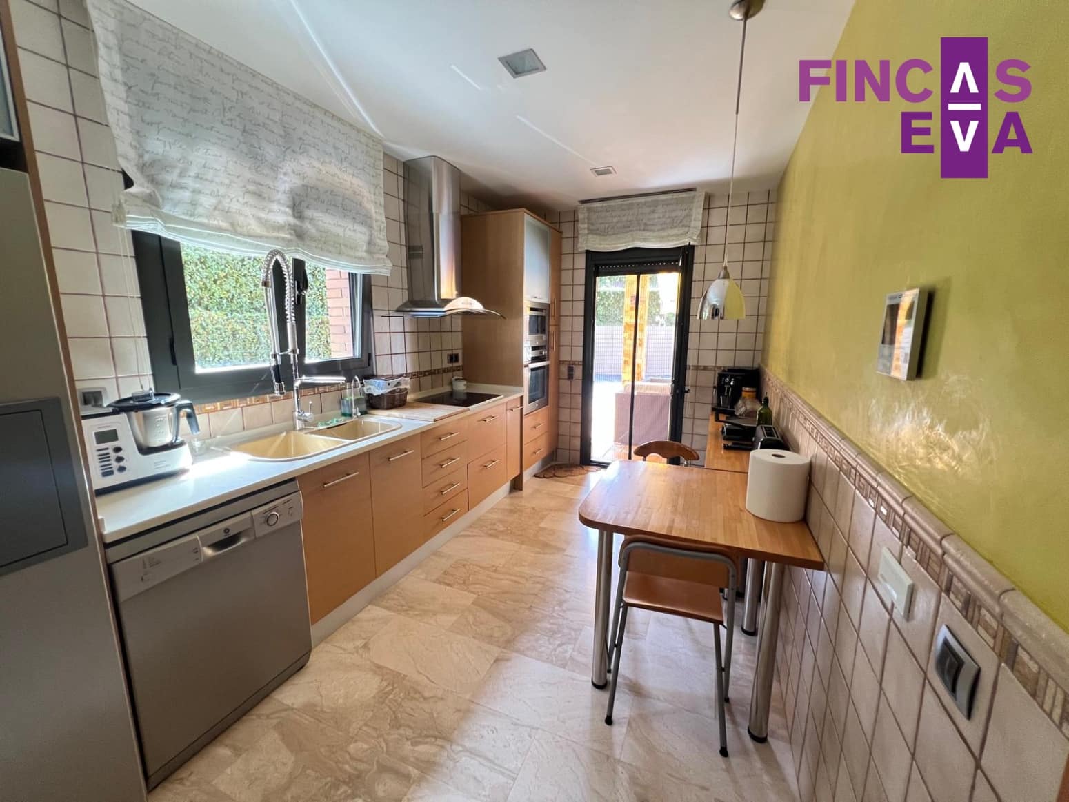 4 sypialnia Willa na sprzedaż w La Roca del Valles z garażem - 575 000 € (Ref: 10079104)