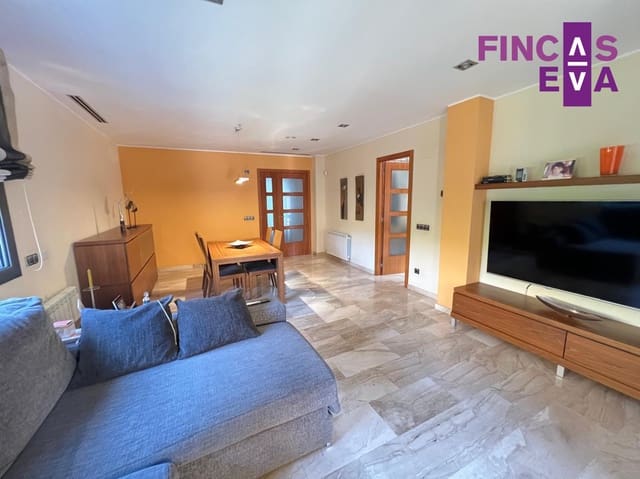 4 sypialnia Willa na sprzedaż w La Roca del Vallès z garażem - 575 000 € (Ref: 10079104)